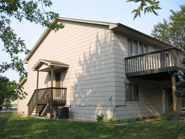 Building Photo - 1156 Cheery Ln NE