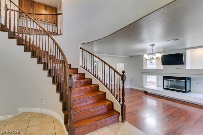 Building Photo - 1683 Tassel Fern Ave