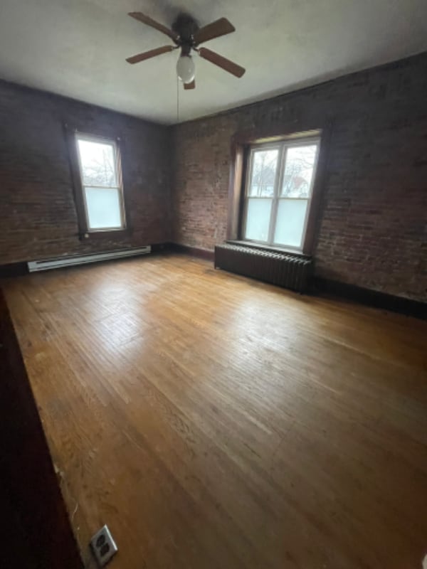 Building Photo - 133 Defiance Ave