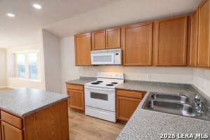 Building Photo - 10354 Oakwood Crest