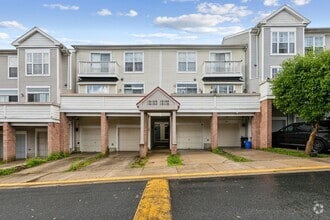 Building Photo - 18106 Royal Bonnet Cir