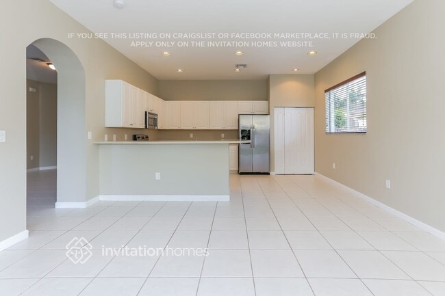 Foto del edificio - 15220 SW 10th St