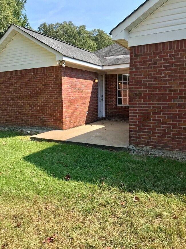 Foto del edificio - 3BR/2BA For Rent