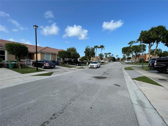 Foto del edificio - 10973 SW 236th Terrace