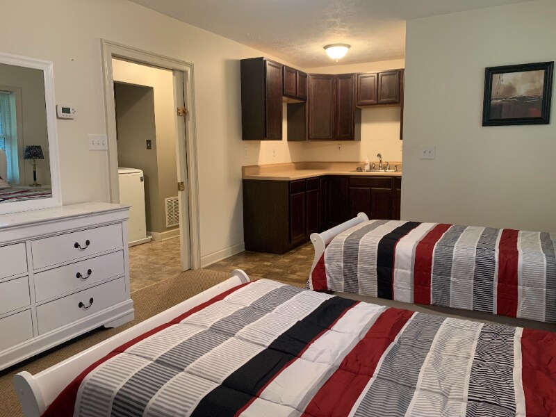 Foto principal - 4251 Mink Livsey Rd