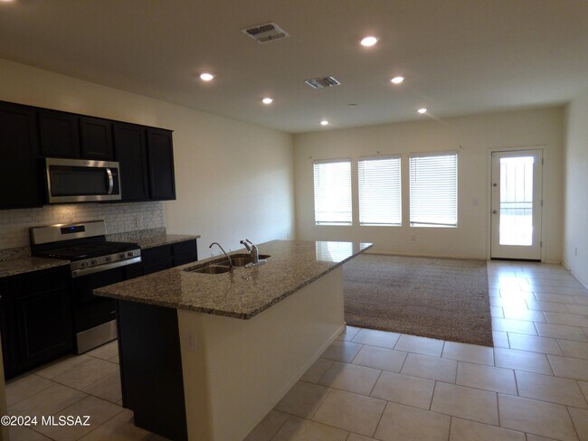 Foto del edificio - 10208 N Crooked Peak Trail