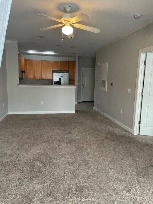 Foto del edificio - 2801 Bloomfield Ln