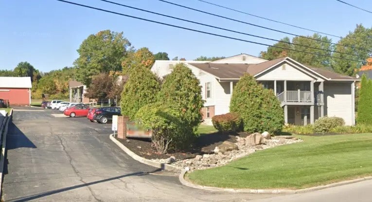 Building Photo - 201 W Main St