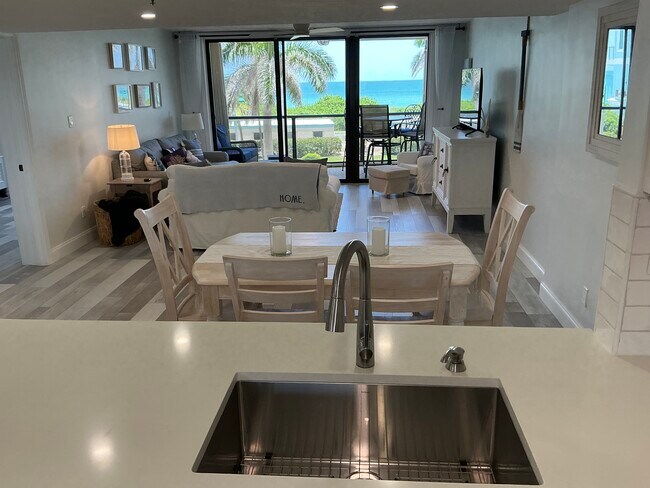 Foto del edificio - 355 S Ocean Dr