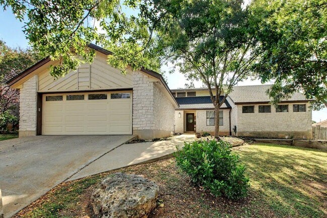 Building Photo - 1703 Broken Shoe Dr