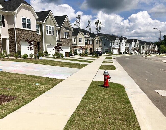 Foto del edificio - 705 Crimson Sage Ln