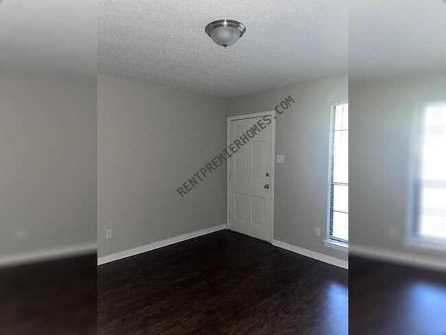 Building Photo - 9920 Prospect Loop