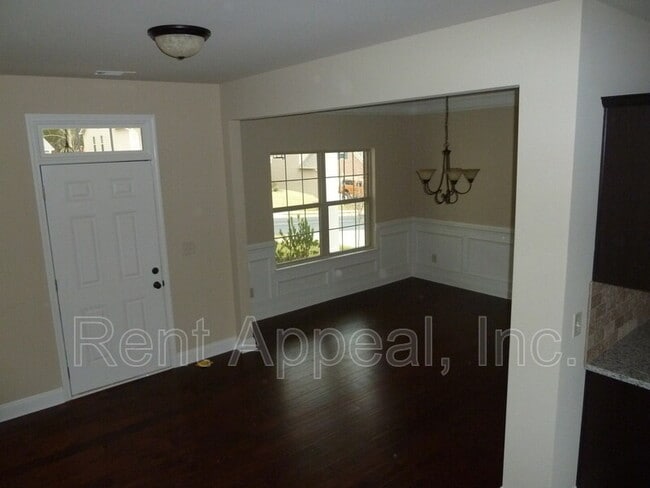Building Photo - 2753 Misty Ivy Dr