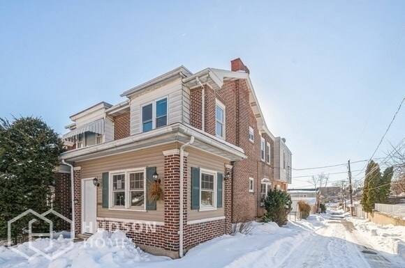 Primary Photo - 130 N 18th St