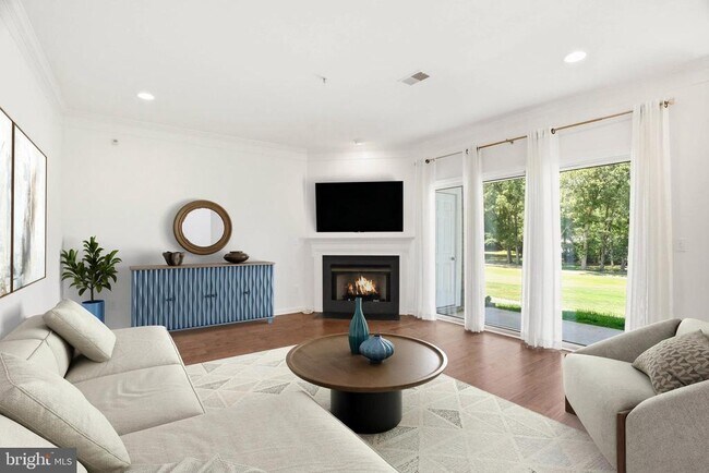 Foto del edificio - 638 Oakland Hills Dr