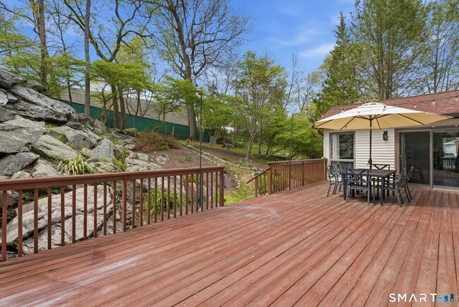 Building Photo - 53 Dagmar Rd