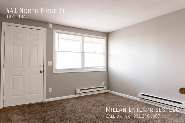 Building Photo - 441 N 1st St