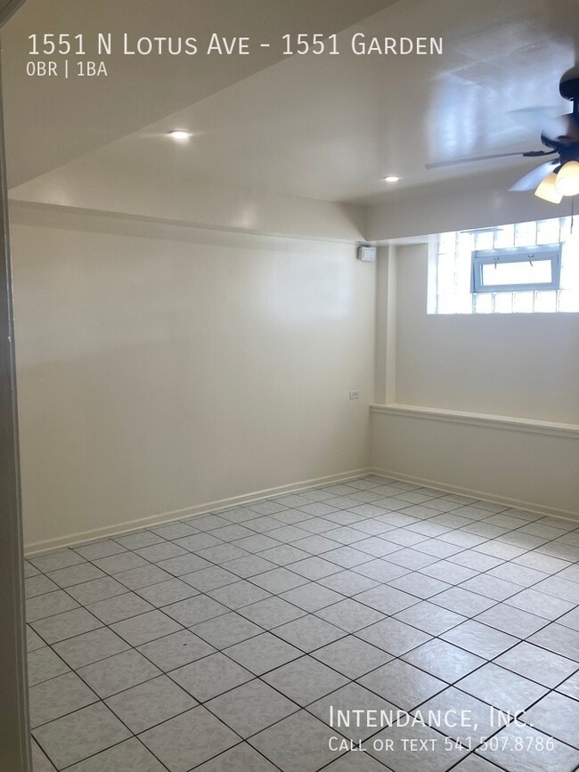 Building Photo - 1551 N Lotus Ave