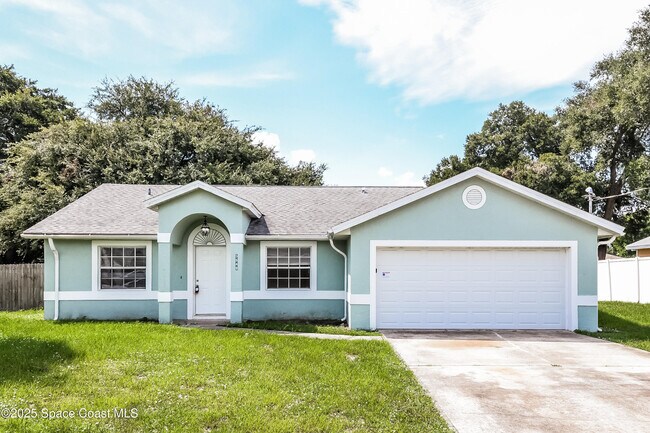 Building Photo - 5649 Beaverbrook St