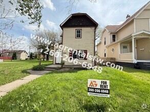 Building Photo - 1614 E Wayne St