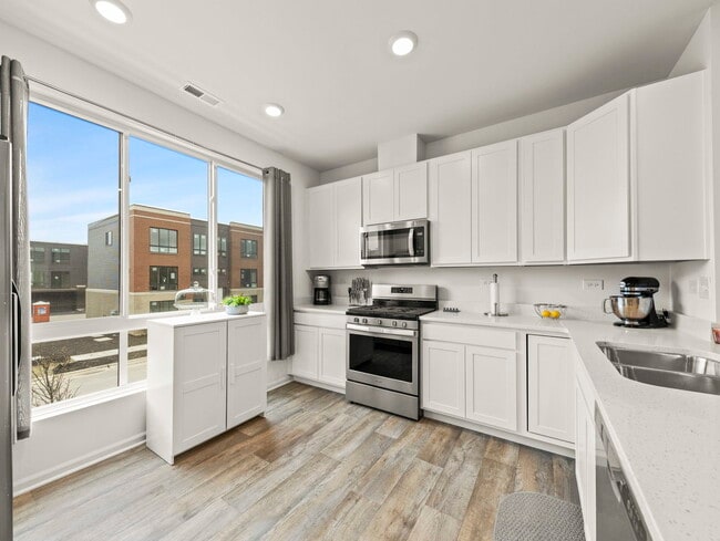 Building Photo - 1294 Catalina Ct.