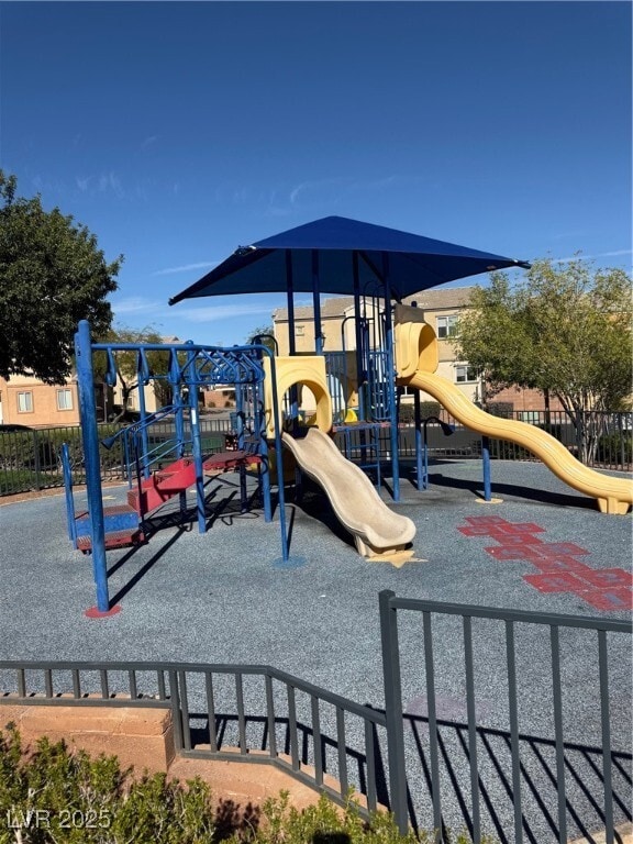 Foto del edificio - 6042 Peaceful Creek St