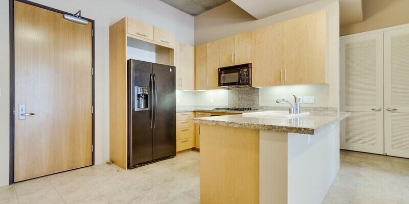 Primary Photo - 2 Bedroom Condo in M2i