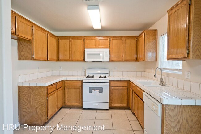 Foto del edificio - 3 br, 2 bath House - 1300 Engelberg Dr