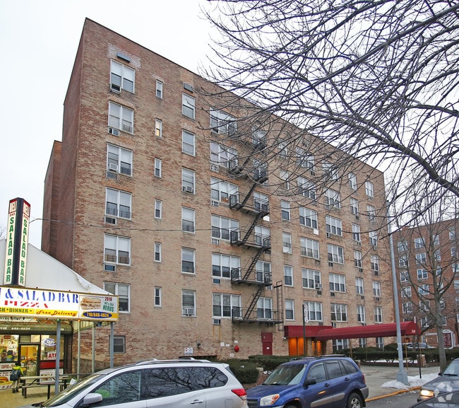 Building Photo - 2610 Ocean Pky