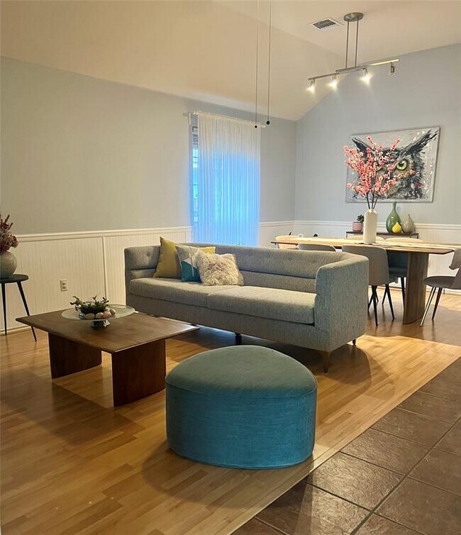 Foto del edificio - 4405 S Summercrest Loop