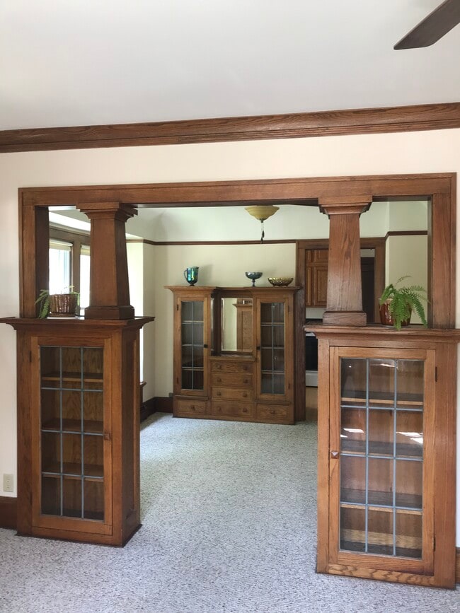 Foto principal - 5628 W Washington Blvd