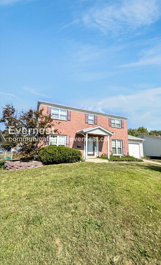 Primary Photo - 2185 Cottontail Dr