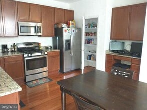 Building Photo - 22420 Dark Star Way