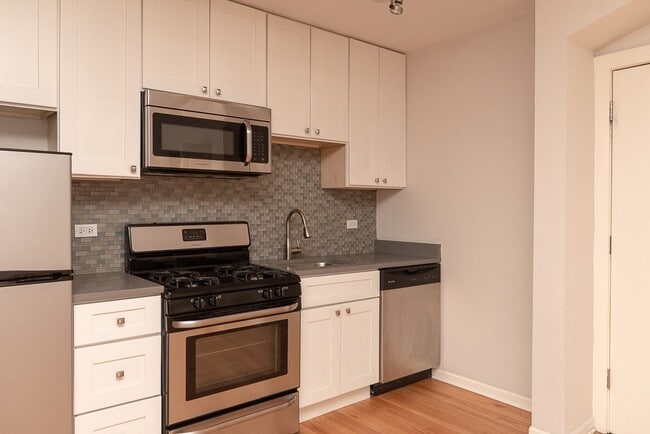 Foto del edificio - 2824 W Palmer St