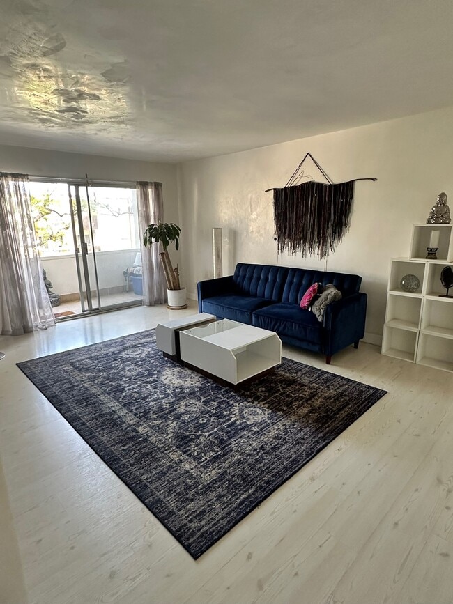 Foto del edificio - 5625 N Sumner Wy