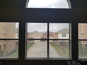 Building Photo - 3709 Main Plaza Dr