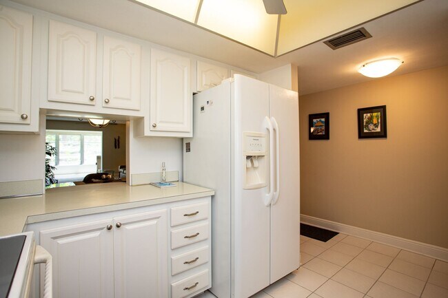 Foto del edificio - Seasonal or Annual Property Available!