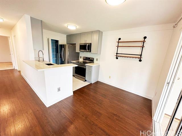 Foto del edificio - 94-638-638 Lumiaina St