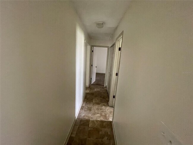 Foto del edificio - 5852 Odom Rd