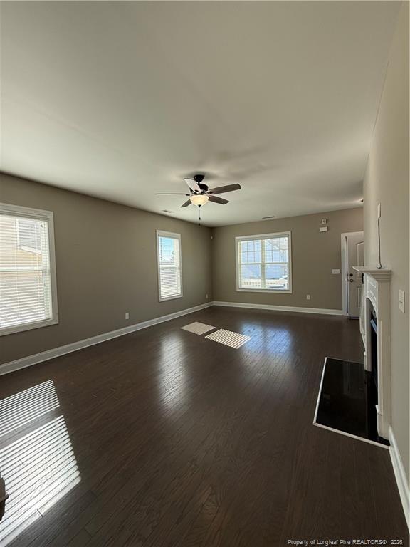 Foto del edificio - 385 Falls Creek Dr