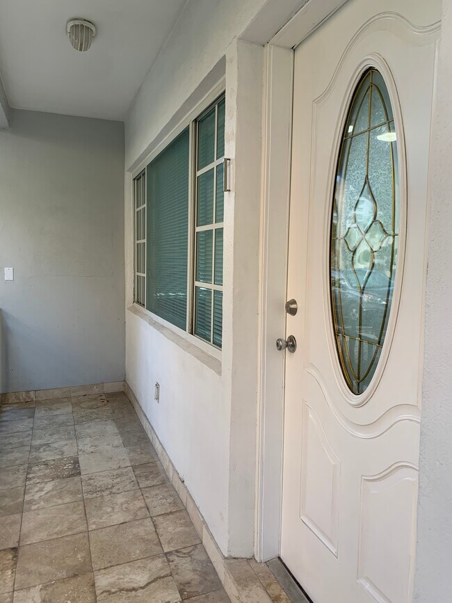 Foto del edificio - 1135 92nd St