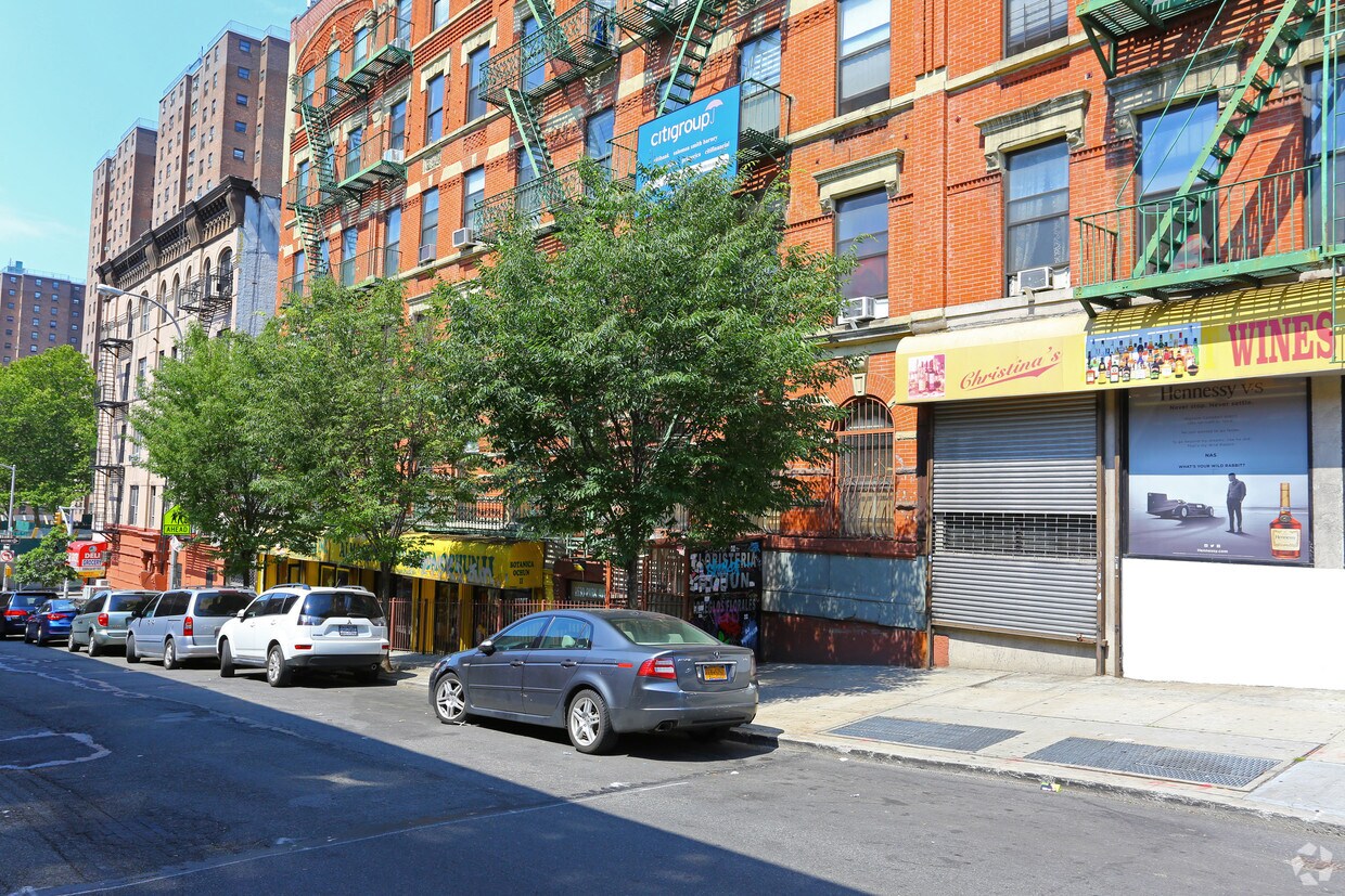 Building Photo - 1630-1636 Park Ave