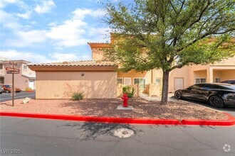 Building Photo - 3600 Pierida St