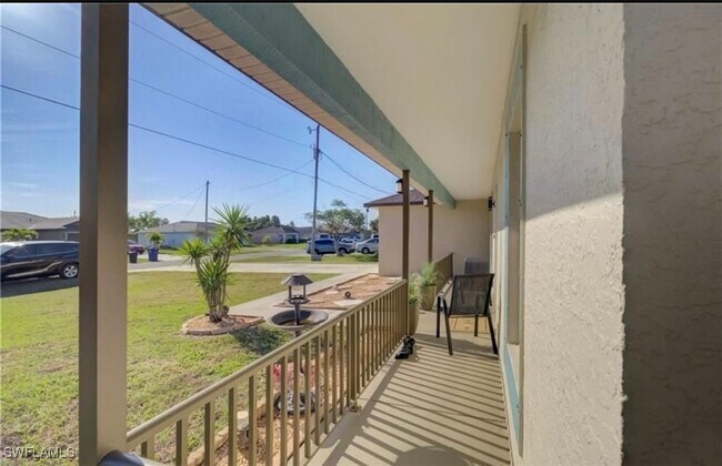 Foto del edificio - 836 Woodridge Cir