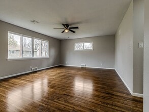 Building Photo - 5735 E 28th St