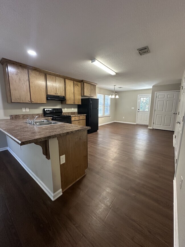 Foto del edificio - 128 Branch St