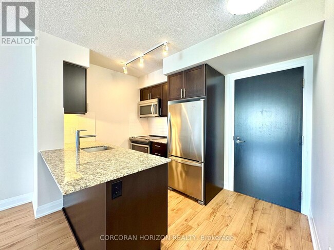 Building Photo - 18 Graydon Hall Dr