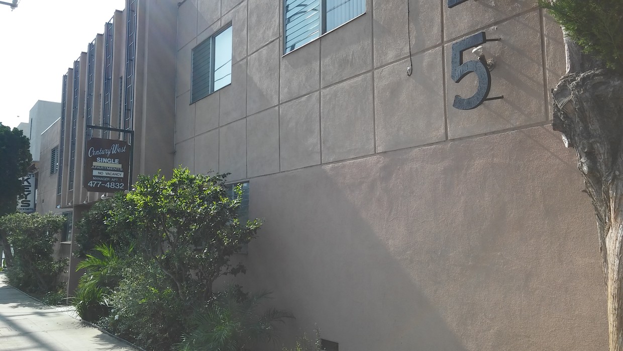 Primary Photo - 1525 Sawtelle Blvd