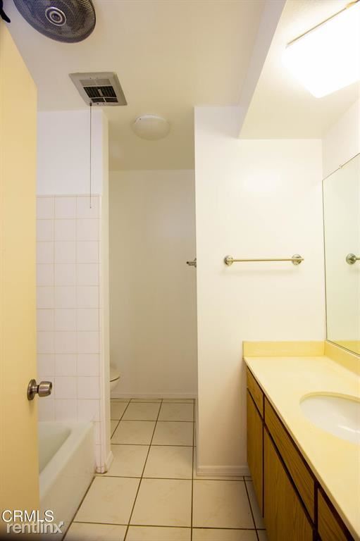 Primary Photo - 2 br, 2 bath Condo - 1971 Rodney Dr Apt 203