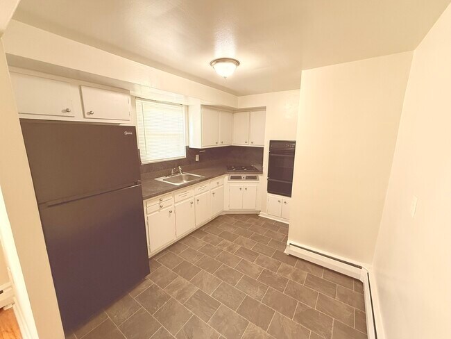 Foto del edificio - 615 Paxon Ave